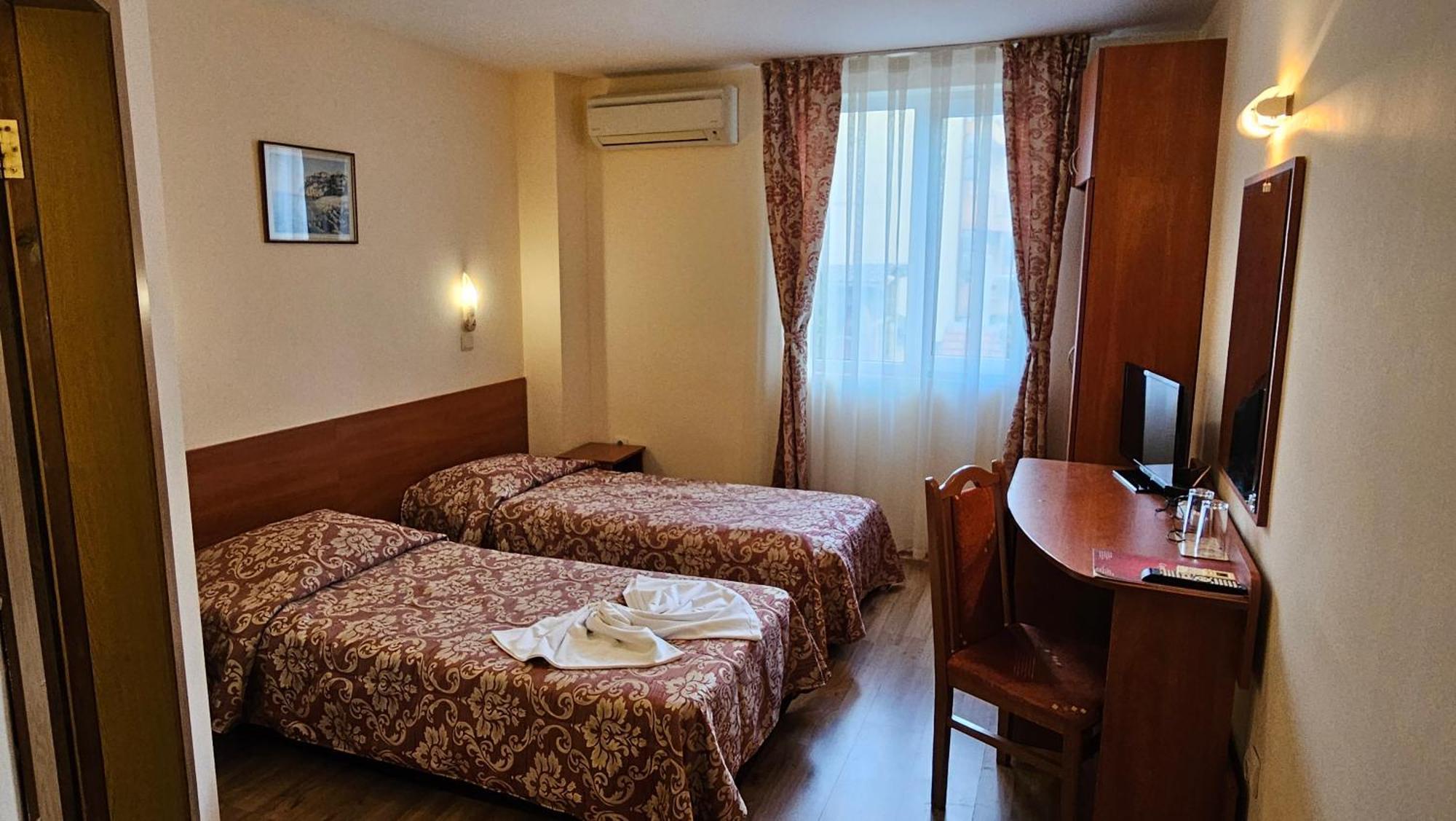 Caprice Family Hotel 바르나 외부 사진